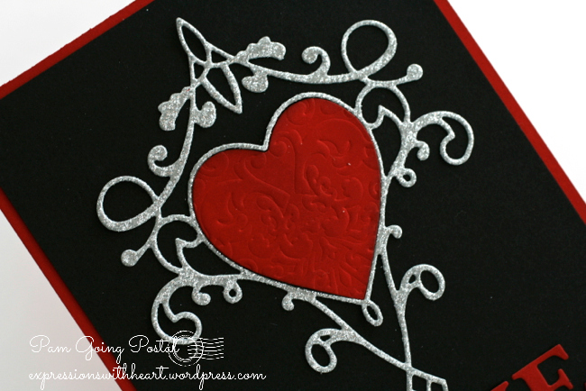 PamSparksQueenofHeartsClose